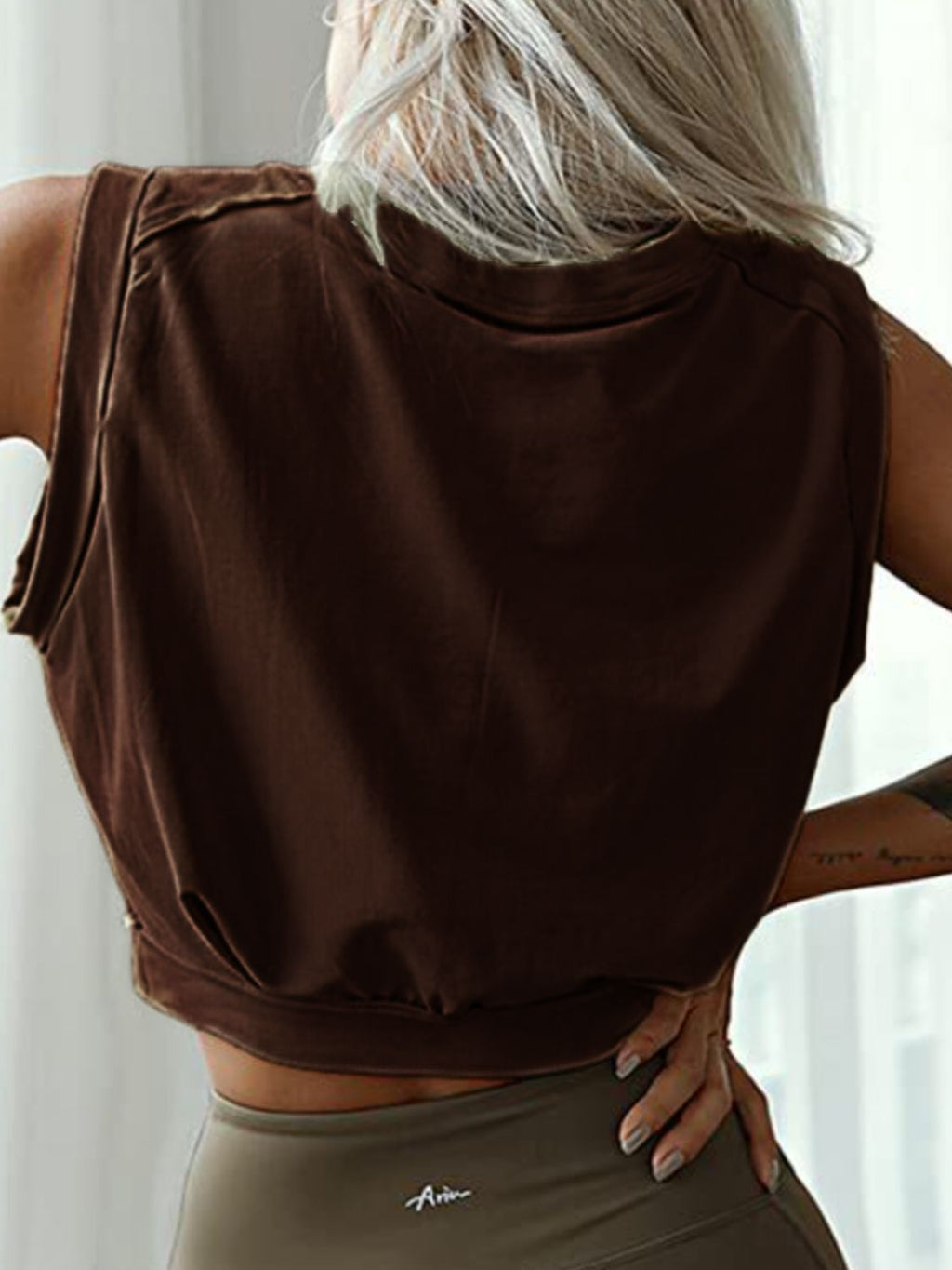 Round Neck Cropped Active Top